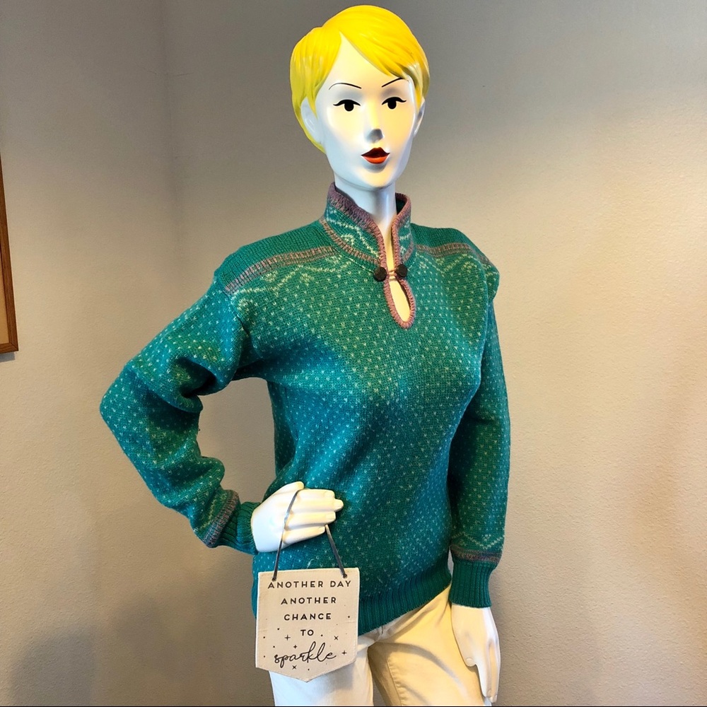 Vintage Sweater Merrimac Valley